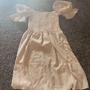 Medium dress never worn!